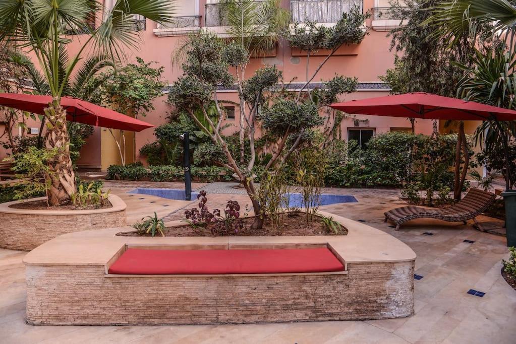 Beautiful, Great Equipped 122 M Holiday Apartment Near Majorelle Garden And Gueliz With Pool Views And A Large Balcony And Terrace Marrakesh Luaran gambar