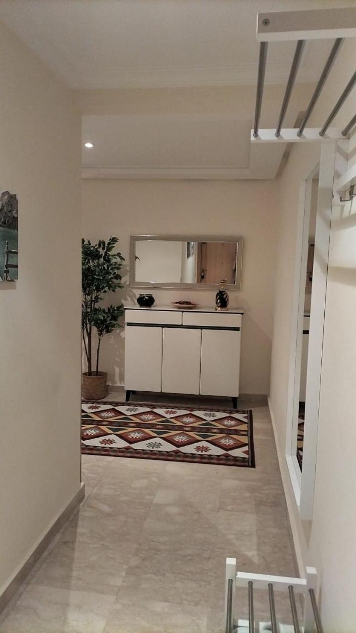 Beautiful, Great Equipped 122 M Holiday Apartment Near Majorelle Garden And Gueliz With Pool Views And A Large Balcony And Terrace Marrakesh Luaran gambar