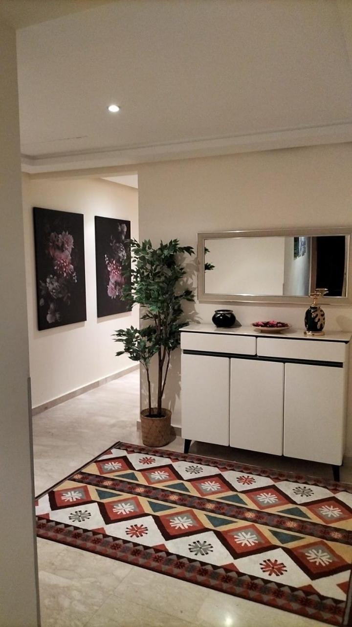 Beautiful, Great Equipped 122 M Holiday Apartment Near Majorelle Garden And Gueliz With Pool Views And A Large Balcony And Terrace Marrakesh Luaran gambar